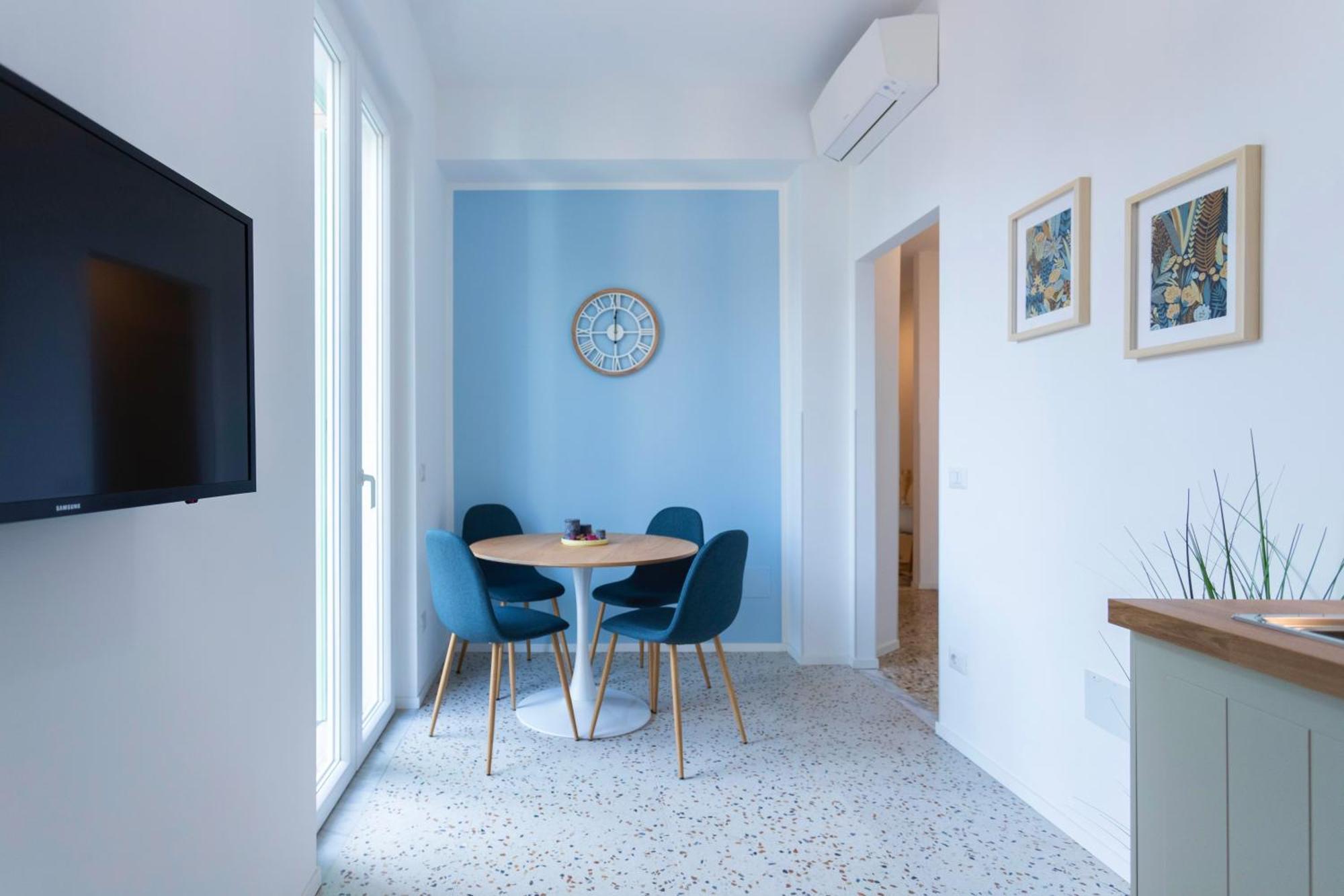 Flora Cozy Flat Close To Metro *